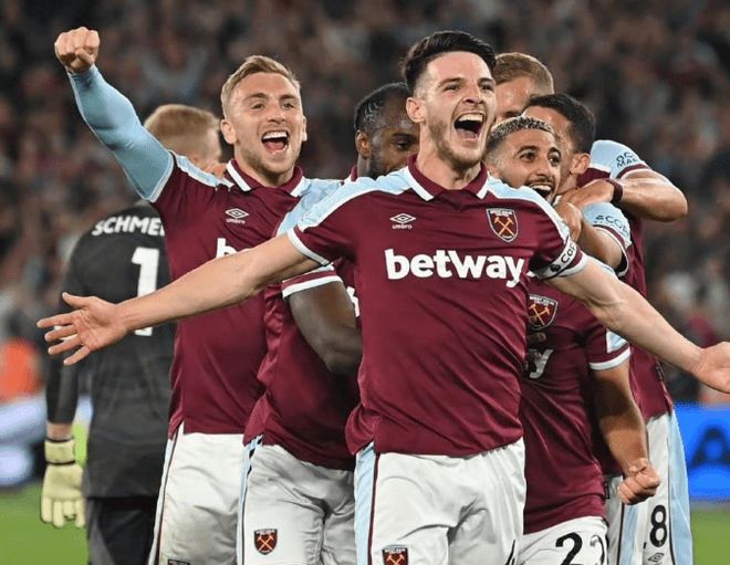 埃弗顿球员手球未被判点球，桑德兰球迷愤怒